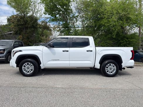 Used 2025 Toyota Tundra SR5 AWD/4WD image 5