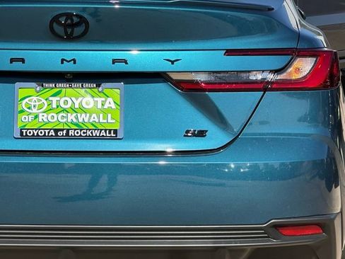 Used 2026 Toyota Camry SE w/ Convenience Package FWD image 6