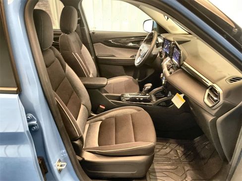 Certified 2024 Chevrolet TrailBlazer LT w/ LT Cold Weather Package image 25