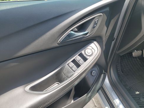 Used 2023 Buick Encore GX Select w/ Sport Touring Package FWD image 19