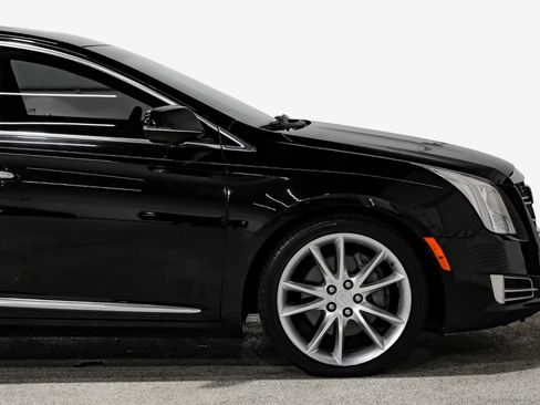 Used 2016 Cadillac XTS Vsport Premium AWD/4WD image 13