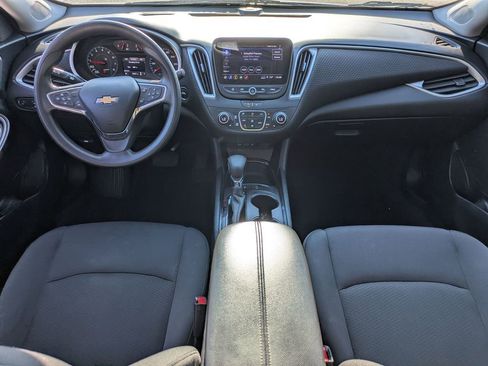 Used 2024 Chevrolet Malibu LT image 29