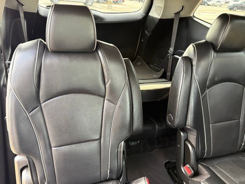 Used 2020 Buick Enclave Avenir w/ Avenir Technology Package image 37