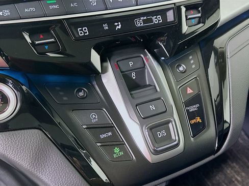 New 2026 Honda Odyssey Touring image 22