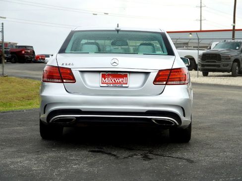 Used 2016 Mercedes-Benz E 350 Sedan image 7