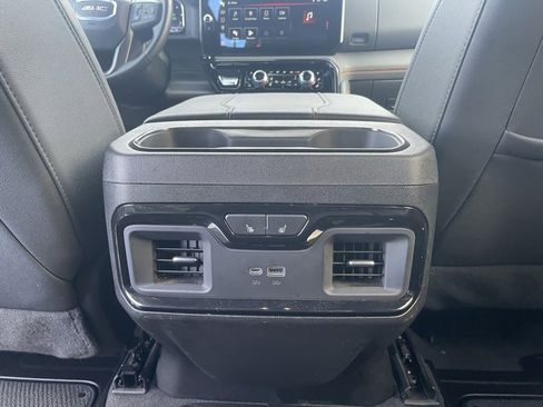 Used 2024 GMC Sierra 1500 AT4 w/ Technology Package image 23