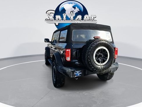 Used 2022 Ford Bronco Black Diamond w/ Sasquatch Package image 2