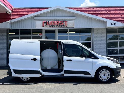 Used 2017 Ford Transit Connect XL FWD image 13