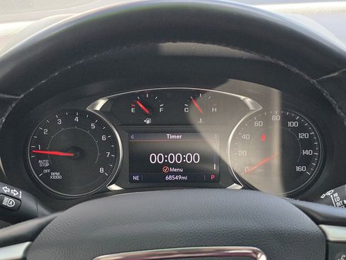 Used 2023 GMC Terrain SLT FWD image 30
