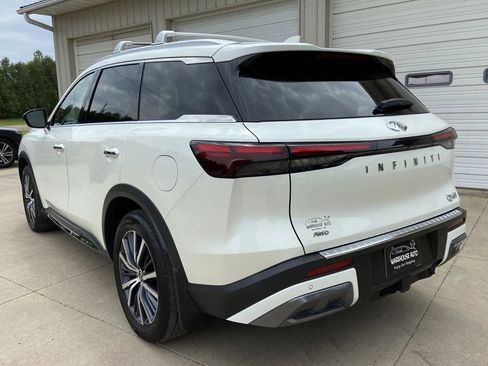 Used 2023 INFINITI QX60 Sensory w/ Vision Package AWD/4WD image 5