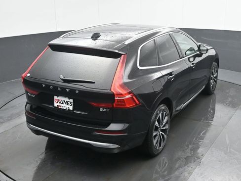 Used 2023 Volvo XC60 B5 Plus image 36