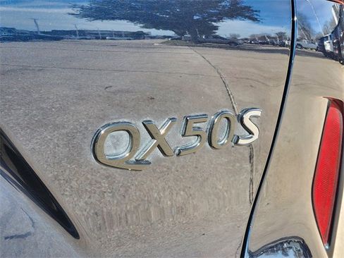Used 2023 INFINITI QX50 Sport image 12