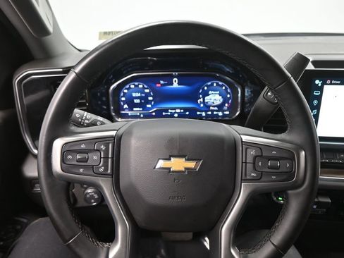 Used 2024 Chevrolet Silverado 1500 LT w/ Convenience Package II image 9