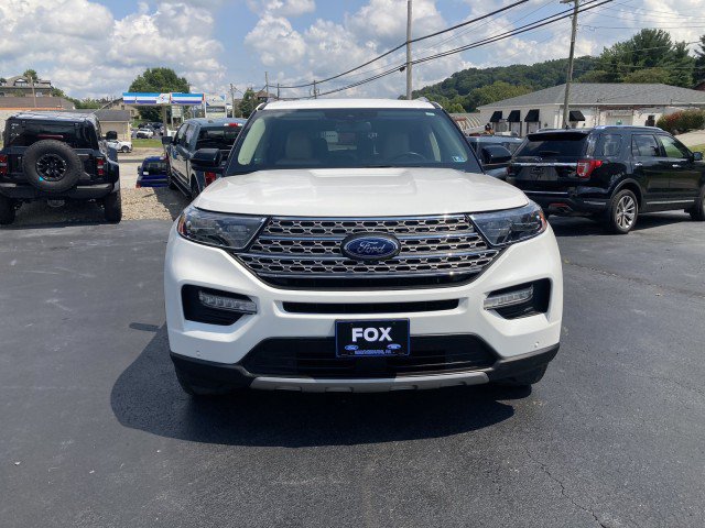 Certified 2022 Ford Explorer Limited w/ Equipment Group 301A AWD/4WD image 3