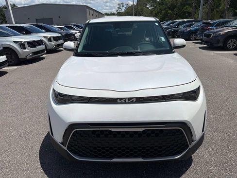 Certified 2024 Kia Soul LX w/ Option Group 015 FWD image 2