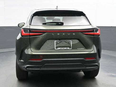 Used 2024 Lexus NX 250 FWD image 7
