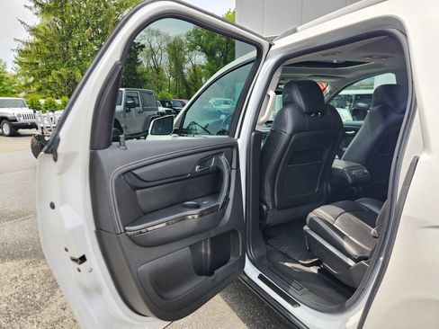 Used 2017 GMC Acadia Limited SLT AWD/4WD image 37