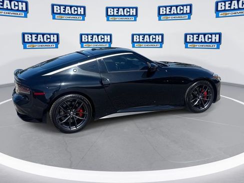 Used 2024 Nissan Z Performance w/ Floor Mat Package RWD image 8