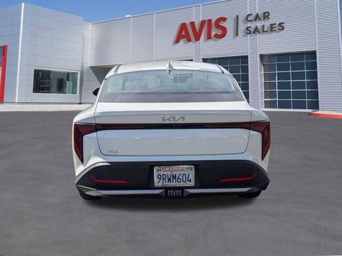 Used 2025 Kia K4 LXS image 7