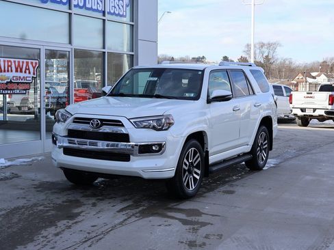 Used 2023 Toyota 4Runner Limited image 6