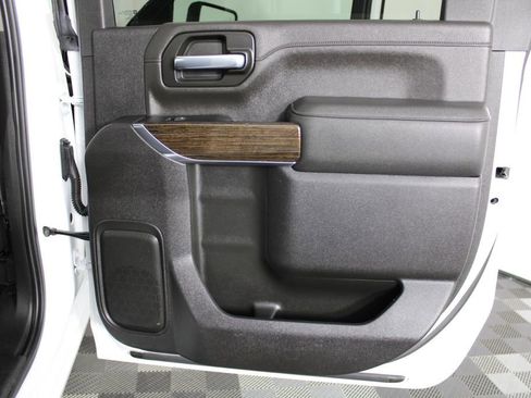 Used 2023 GMC Sierra 3500 SLE w/ SLE Convenience Package AWD/4WD image 33