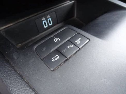 Used 2019 Ford Ranger XLT w/ Equipment Group 301A Mid image 13