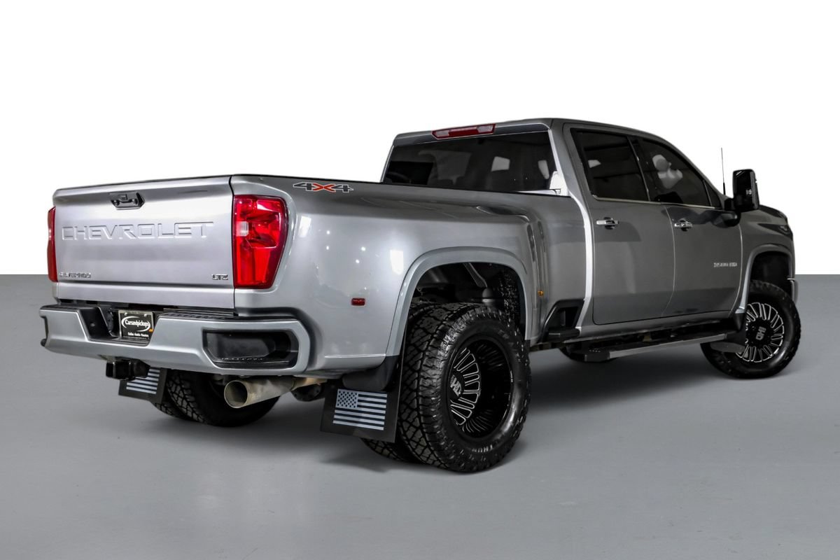 Used 2025 Chevrolet Silverado 3500 LTZ w/ LTZ Convenience Package AWD/4WD image 9