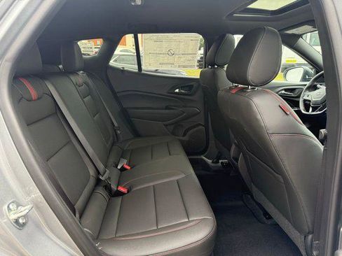 New 2026 Chevrolet Trax RS FWD image 4