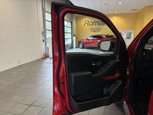 Used 2025 Nissan Frontier Pro-X RWD image 10