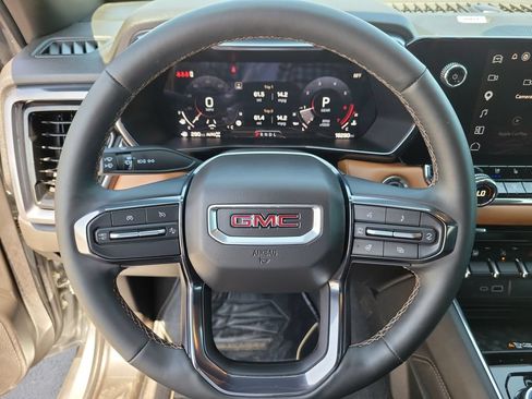 Used 2025 GMC Canyon AT4 w/ Technology Plus Package AWD/4WD image 21