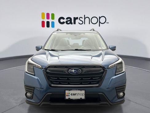 Used 2022 Subaru Forester Limited image 8
