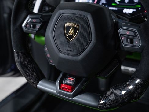 Used 2018 Lamborghini Huracan LP 580-2 RWD image 44