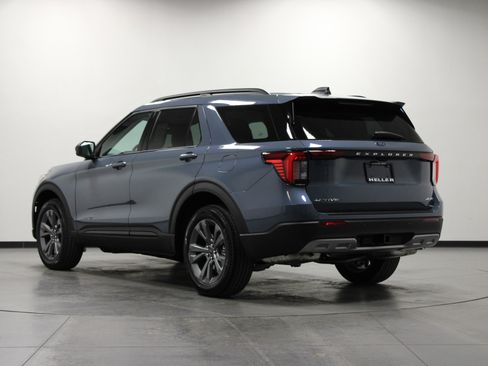 New 2026 Ford Explorer Active w/ Active Comfort Package image 6