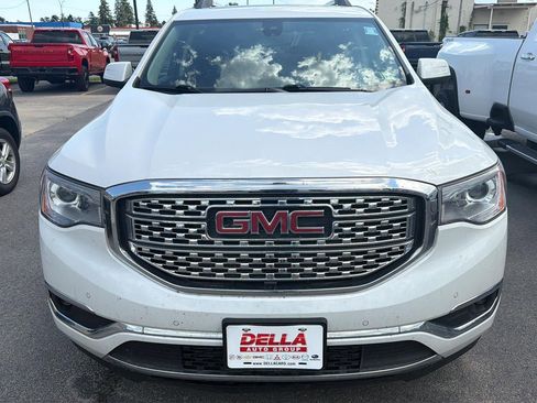 Used 2019 GMC Acadia Denali w/ Technology Package AWD/4WD image 2