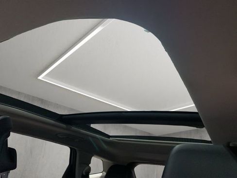 New 2026 Kia Sportage SX AWD/4WD image 8