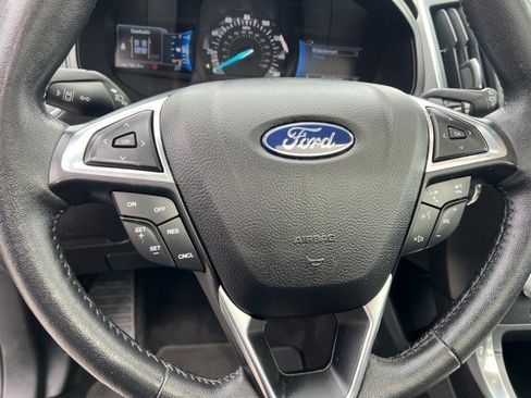 Certified 2022 Ford Edge Titanium AWD/4WD image 13