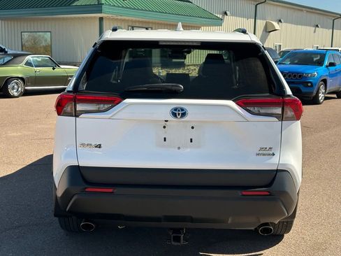 Used 2019 Toyota RAV4 XLE w/ Convenience Package AWD/4WD image 38