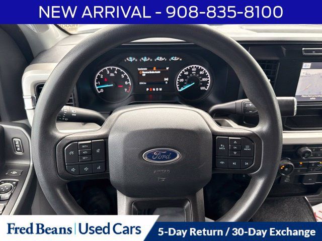 Used 2023 Ford F350 Lariat AWD/4WD image 14