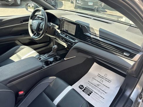 Certified 2025 Toyota Camry SE FWD image 36
