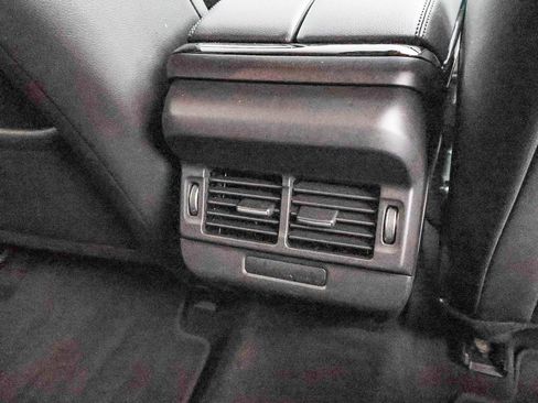 Certified 2023 Land Rover Range Rover Evoque SE image 21