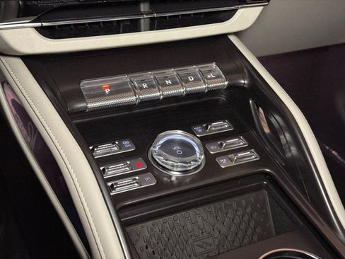 New 2026 Lincoln Nautilus Reserve AWD/4WD image 24