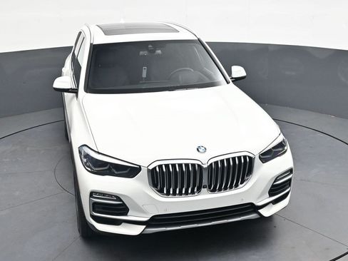 Used 2021 BMW X5 xDrive40i AWD/4WD image 25