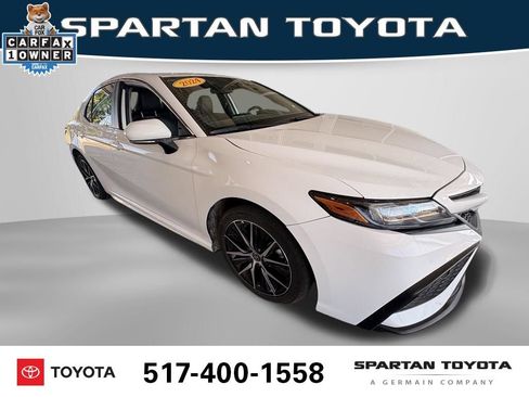 Used 2024 Toyota Camry SE FWD image 7