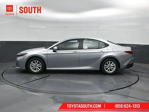 New 2026 Toyota Camry LE w/ Convenience Package FWD image 7