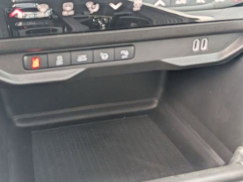 New 2026 Jeep Cherokee Overland w/ Trailer Tow Group image 21