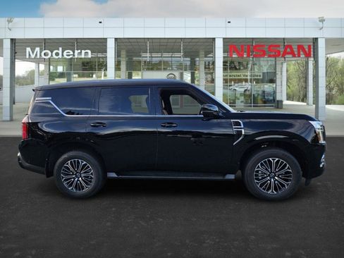 New 2026 Nissan Armada SL image 3