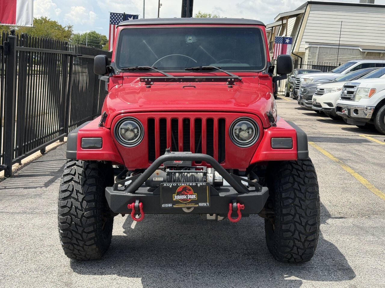 Used 2004 Jeep Wrangler 4WD image 2