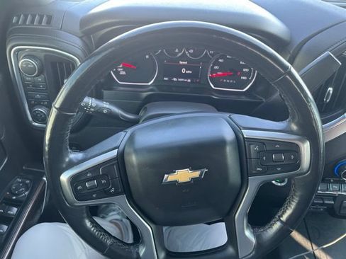 Used 2020 Chevrolet Silverado 1500 LT AWD/4WD image 32