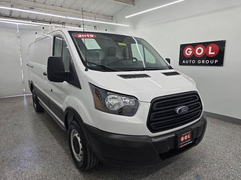 Used 2019 Ford Transit 250 130 Low Roof RWD image 1