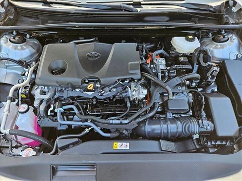 Used 2025 Toyota Camry LE FWD image 22